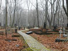В Перми затопило новый квартал кладбища