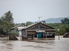 Сотни домов затоплены из-за паводка в Центральной России