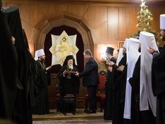 Порошенко наградил патриарха Варфоломея орденом «За заслуги»