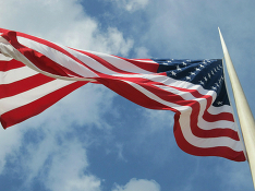 Продажи автомобилей в США немного снизились