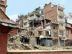 В Непале выделят семьям погибших при землетрясении более $1000