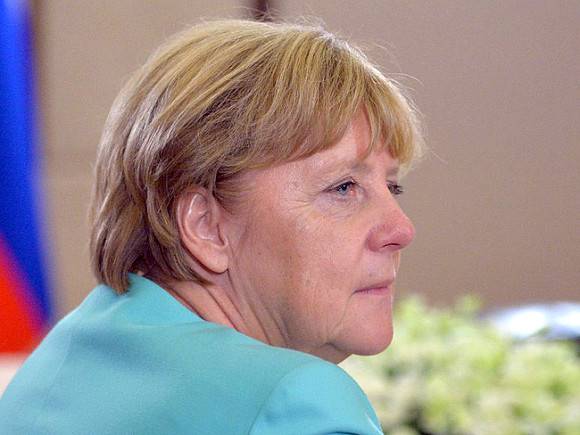 А Меркель в четвертый раз - это сменяемость власти или так себе, типа несчитова? 