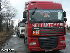 Акции дальнобойщиков продолжаются по всей стране