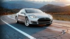 Tesla выпустит автономный автомобиль к 2018 году