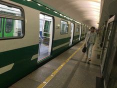 В метро Петербурга закрыли станцию «Удельная», но открыли «Гостиный двор»