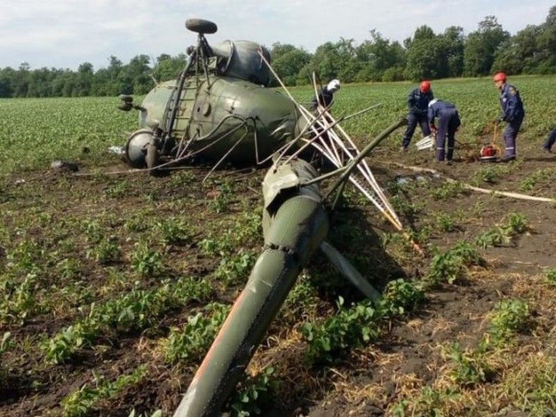 На Кубани авиатор погиб при крушении самодельного вертолета