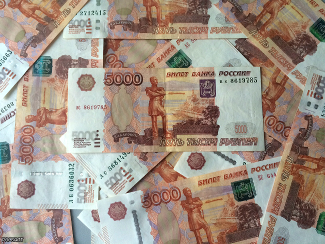 Денежная масса РФ в национальном определении выросла в декабре на 7,4%, за год — на 11,4%