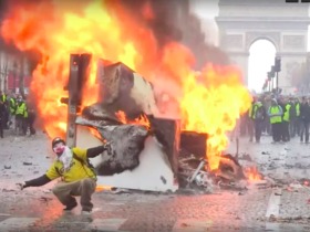 Стоп-кадр видео RT