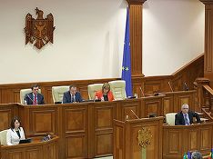 Молдавские парламентарии отказались от зарплаты за март