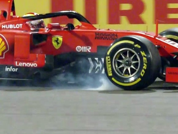 Гонщик из Монако Леклер выиграл квалификацию Гран-при Бахрейна 'Формулы-1'