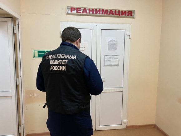 В Петербурге девочка из многодетной семьи попала в больницу с признаками отравления и изнасилования