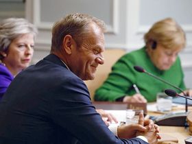 Фото со страницы www.facebook.com/europeancouncilpresident