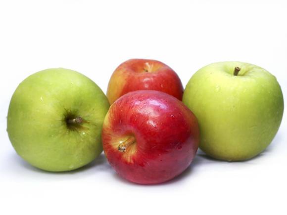 Ученые признали яблоки эффективным жиросжигателем