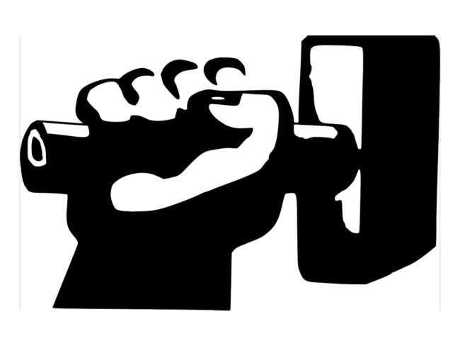 Десятки строителей Рокского тоннеля на Транскаме вышли на митинг из-за невыплаты зарплаты