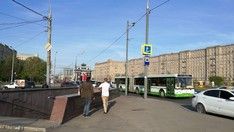 На Кутузовском проспекте возникла пробка после ДТП с мотоциклом