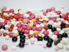 СК организовал проверку из-за непоступления лекарств со складов в аптеки в Саратовской области