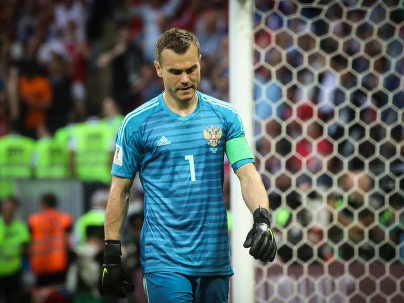 akinfeev otrazil penalti no cska snova proigral v lige chempionov rosbalt