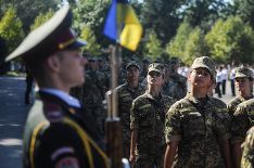 Верховная рада разрешила иностранцам служить в армии Украины
