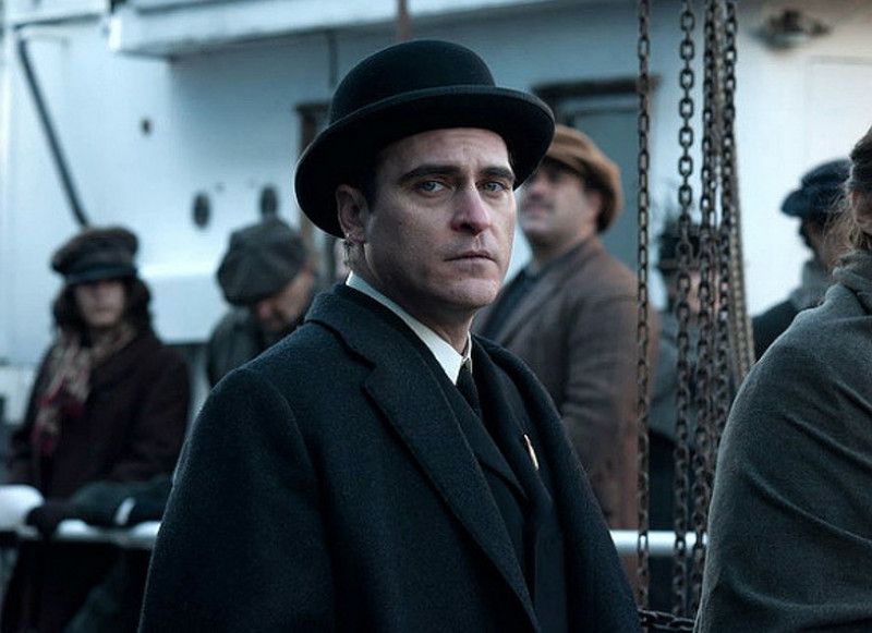 Immigrant meaning picture