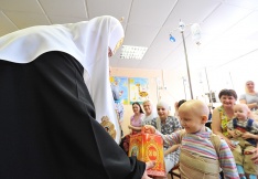 patriarchia.ru, Патриарх в НИИ детской онкологии