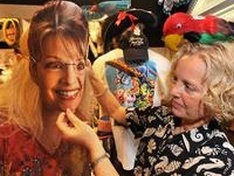 На Хэллоуин американцы одеваются в Сару Пэйлин