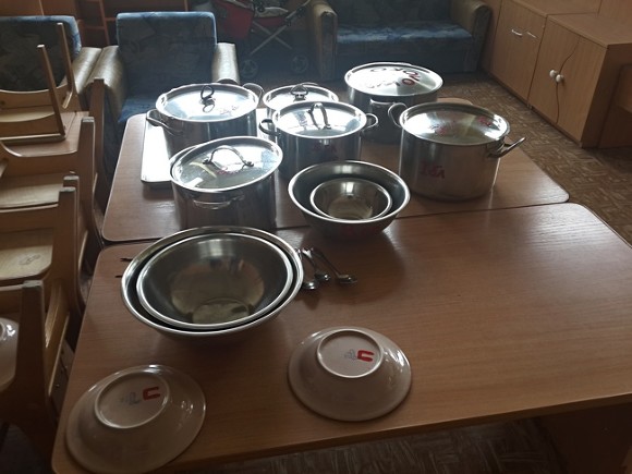 В Иркутской области отравились семеро школьников — в столовую нагрянули с проверкой