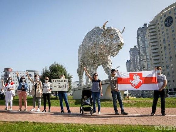 Правозащитники назвали число задержанных на воскресных митингах в Белоруссии