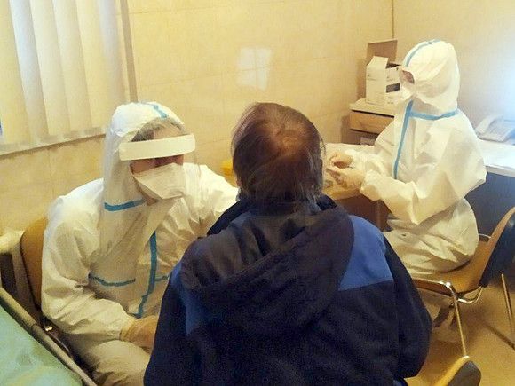 За сутки в РФ подтверждено более 25 тыс. случаев коронавируса