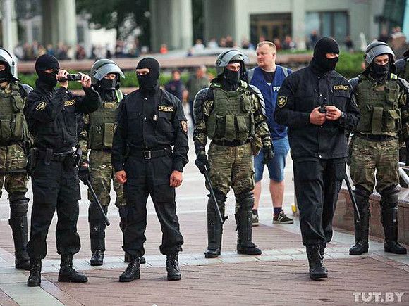 В Минске возле места столкновений протестующих с силовиками нашли тело пропавшего 11 августа мужчины