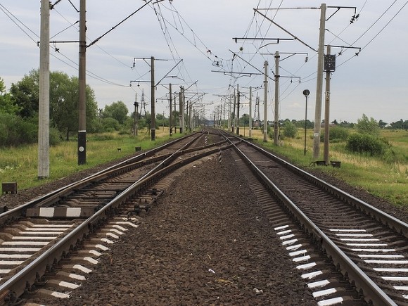 В Петербурге под колесами поездов погибли два человека