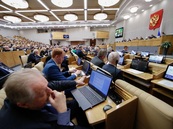 «Ведомости»: Госдума может рассмотреть поправки в КоАП, предусматривающие ответственность за нарушение режима военного положения