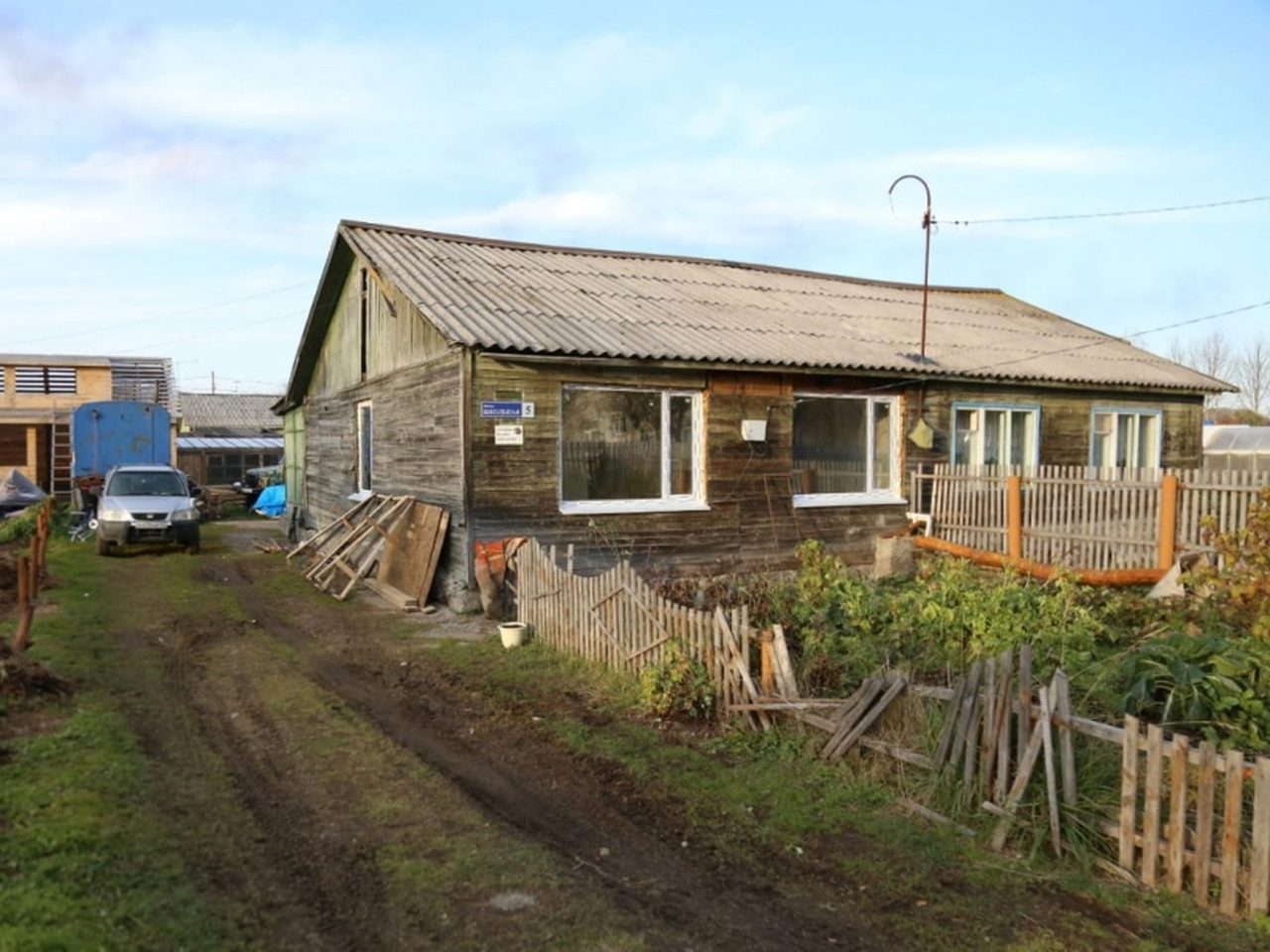 Село попал. Село новый мир. Поселок в Белгородской области. Аэропорт в Томаровке Белгородской области. Взрыв в Томаровке Белгородской области.