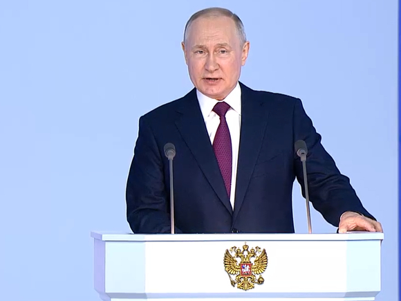Песков заявил, что Путин не будет выступать с обращением 24 февраля