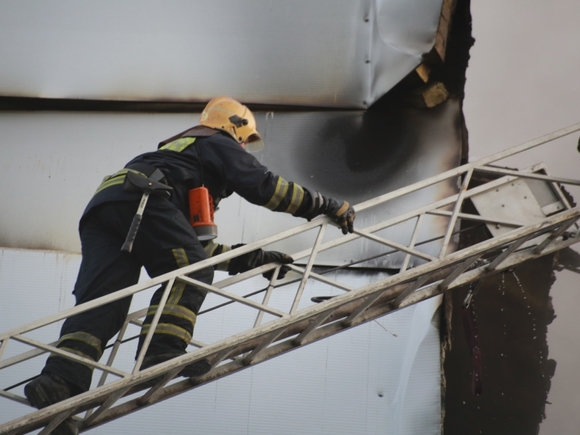 В Ленобласти из-за взрыва газа обрушились перегородки трех этажей жилого дома, есть пострадавшие (фото)