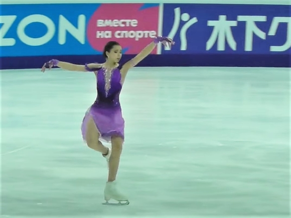 Фигуристка Валиева установила мировой рекорд в короткой программе на Гран-при России