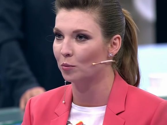 «Других ведущих у нас нет»: телеведущая Скабеева выругалась матом в эфире «России 1»