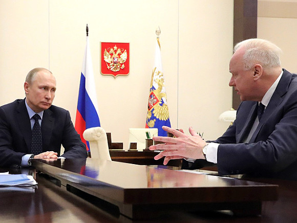 Лукашенко передал ждавшему его в Минске Бастрыкину «привет от начальника», имея в виду Путина (видео)