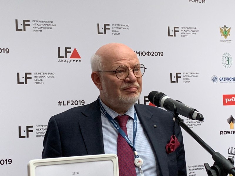 na goskanale pokazali robota