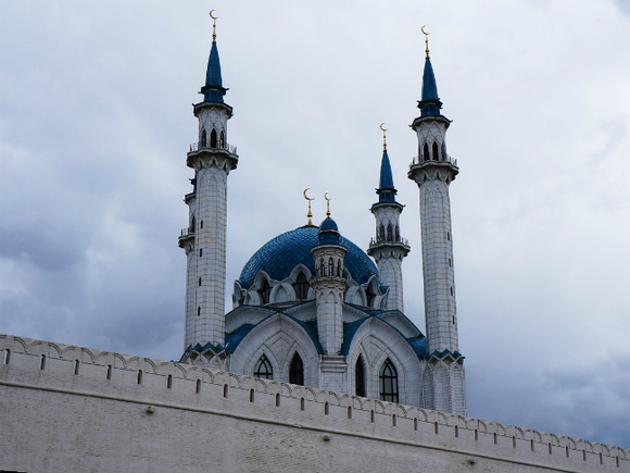 Жители Казани выступили против засыпки акватории Волги ради строительства грандиозной мечети