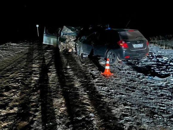 Смертельное ДТП в Оренбургской области: погиб один человек, шестеро пострадали (фото)