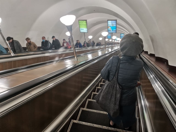 Станцию метро Чернышевская закрывают на реконструкцию