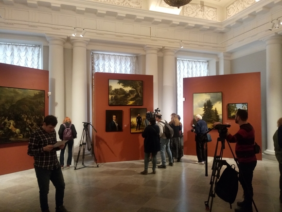 В Михайловском дворце представили тайны искусства и технических достижений