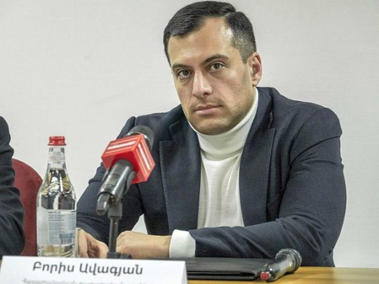 Авакян Маис