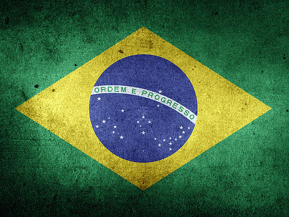 В Бразилии чиновники призвали ввести локдауны и комендантский час