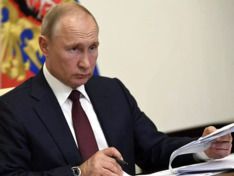 Депутат рассказал, что было бы, если бы Путин верил в Россию