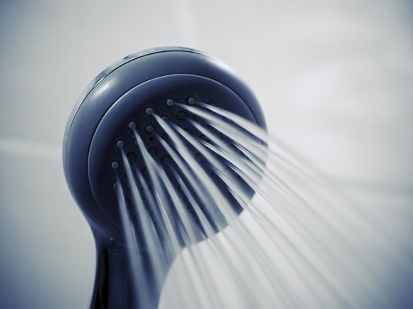 Эксперты: Ежедневный душ — это чума XXI века