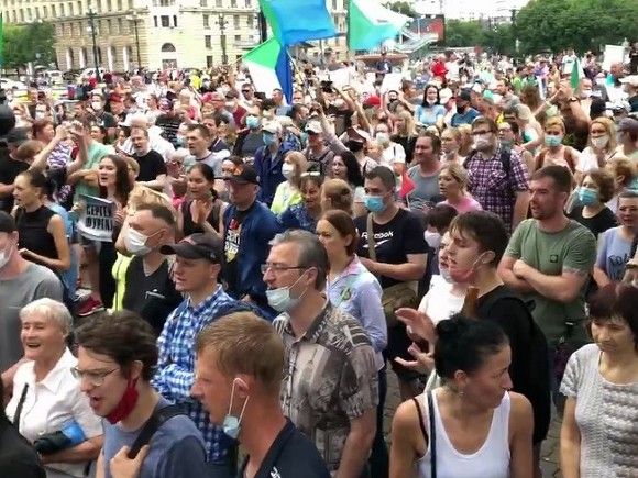 Против участников протестов в Хабаровске начали заводить уголовные дела