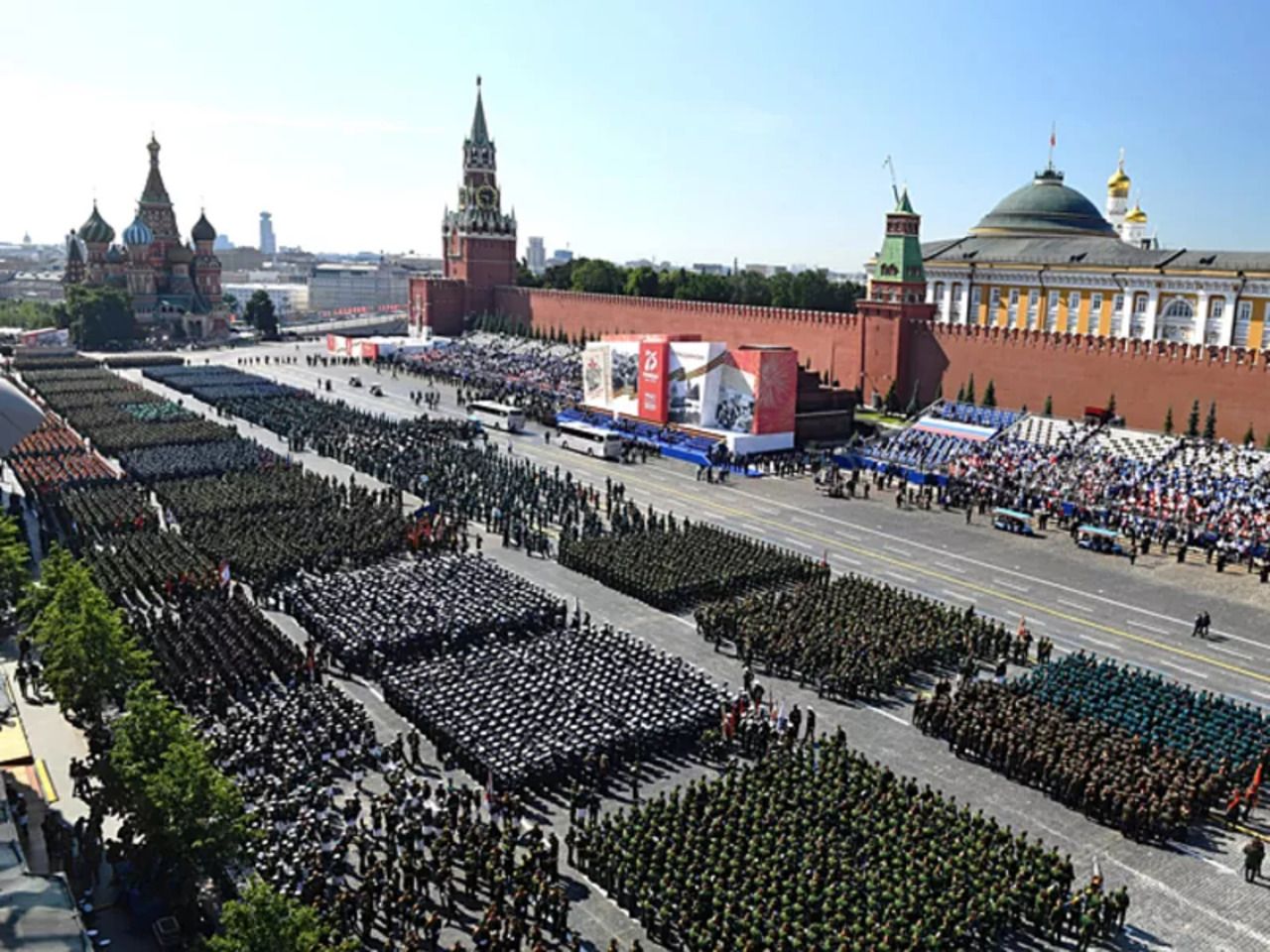 Картинка красная площадь парад