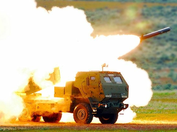 В Минобороны сообщили, что российская армия уничтожила две системы HIMARS на Украине