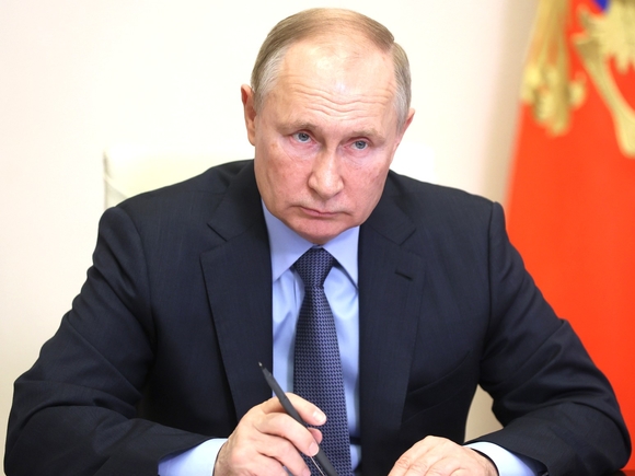 Путин внес в Госдуму проект закона о российском гражданстве